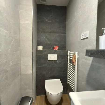 Dinda Penzión pre hostí 3*
